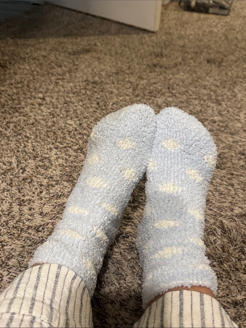 women’s fuzzy socks